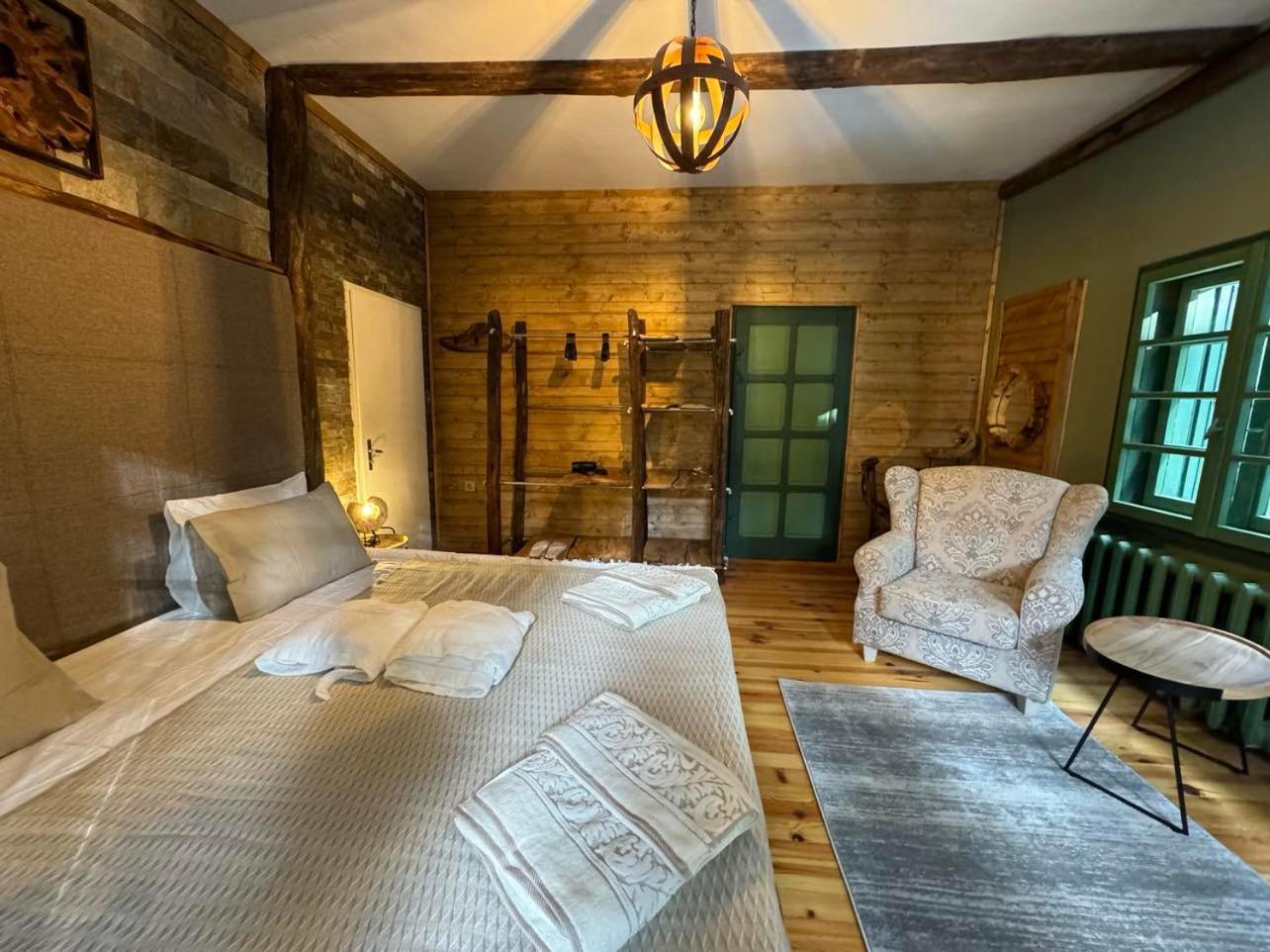 Villa Adis With Hot Pool & Jacuzzi By Bookvillabg Borovets Extérieur photo